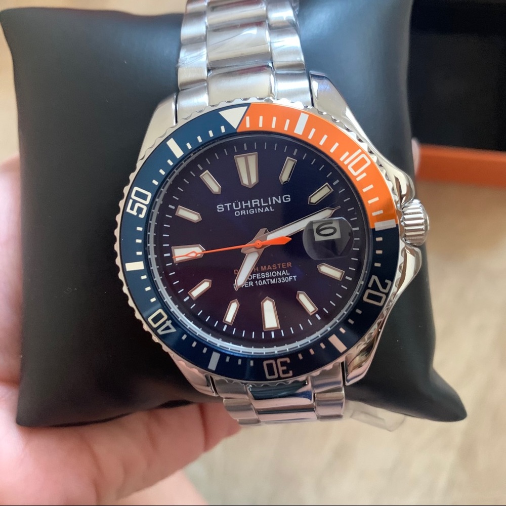 NEW IN BOX Stuhrling Original Aquadiver Watch